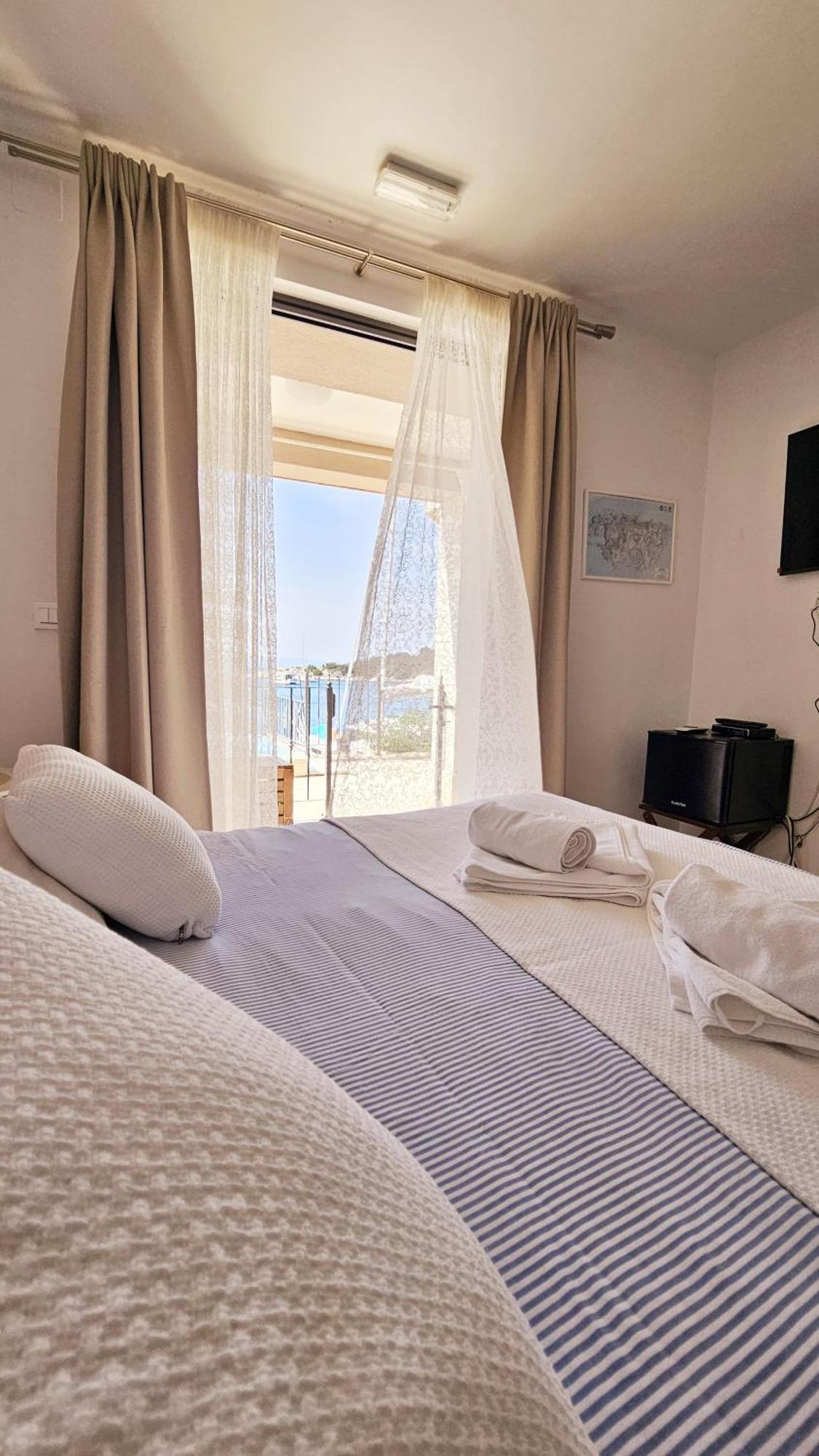 Guesthouse Augusta Insula Lastovo Exterior photo