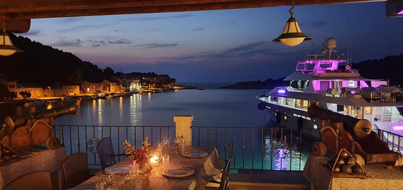 Guesthouse Augusta Insula Lastovo Exterior photo